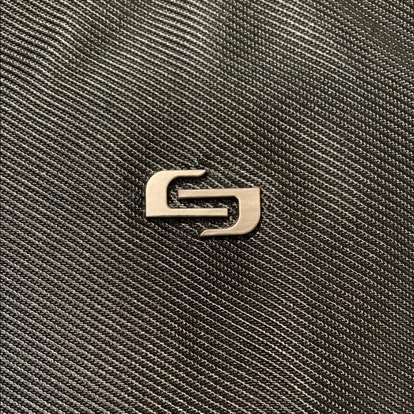 SOLO New York Urban Chrysler Briefcase Laptop case - Picture 3 of 12